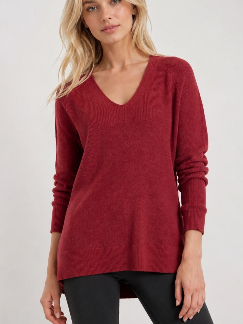Athleta Women's Red Hanover V-Neck Sweater Size Small 54597